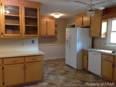 2321 Colgate Dr, Fayetteville, NC 28304 - photo 4