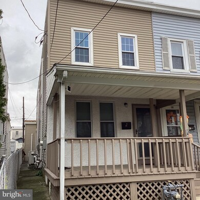 13 W 8th St, Marcus Hook, PA 19061 - photo 4