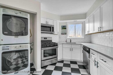 808 Buckingham Cir, Middletown, NJ 07748 - photo 3