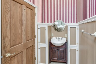 309 E Hill St, Wabash, IN 46992 - photo 2