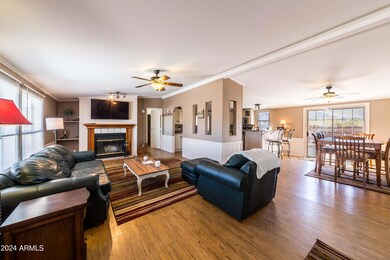 LivingRoom2