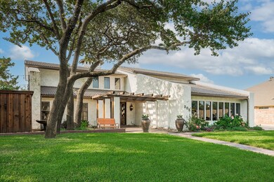 305 Quail Crest Dr, Bedford, TX 76021 - photo 3