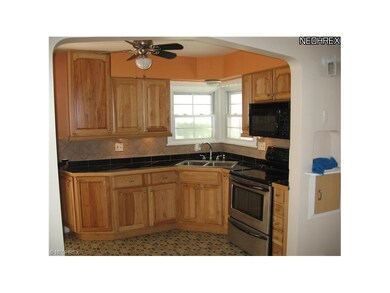 Kitchen side view