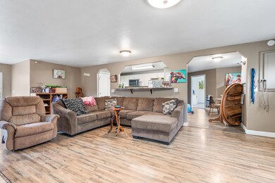 11599 Blackwell Rd, Central Point, OR 97502 - photo 5