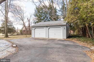 201 Governors Dr, Wallingford, PA 19086 - photo 3