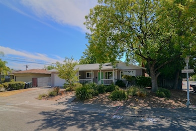 5100 Cherokee Way, Sacramento, CA 95841 - photo 7