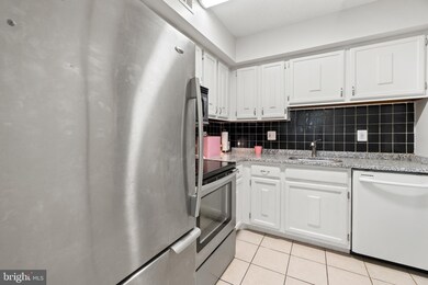 8641 Sacramento Dr unit B, Alexandria, VA 22309 - photo 3