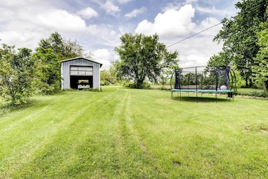 409 E Kendall St, La Fontaine, IN 46940 - photo 4