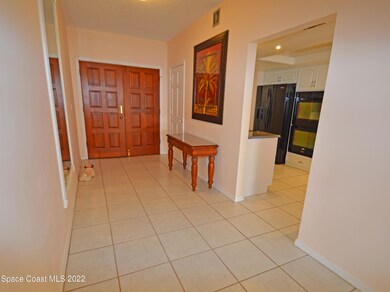 Spacious Entry