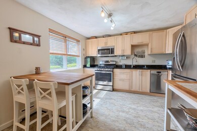 6 W Hill Dr unit C, Westminster, MA 01473 - photo 2