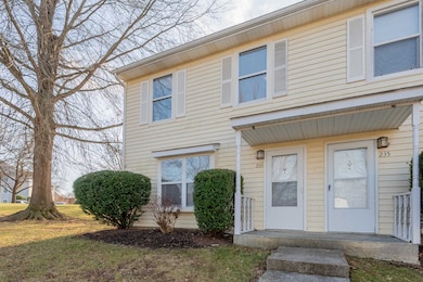 233 Pheasant Run Dr, Blacksburg, VA 24060 - photo 2