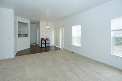 2042 Quail Run Dr-105