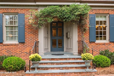 1000 S Howard Cir, Tarboro, NC 27886 - photo 2