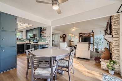 9206 Robins Nest Ln, Austin, TX 78729 - photo 7