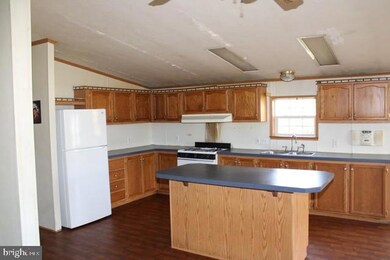 4987 Guitner Rd, Chambersburg, PA 17202 - photo 2