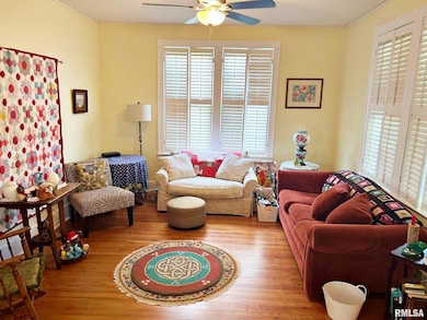 610 Metropolis St, Metropolis, IL 62960 - photo 3