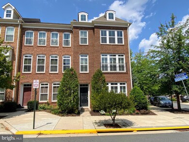 9510 Canonbury Square, Fairfax, VA 22031 - photo 2