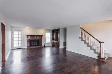 708 N Russell St, Portland, TN 37148 - photo 6