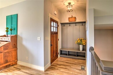 29 Douglas Place, Asheville, NC 28803 - photo 3