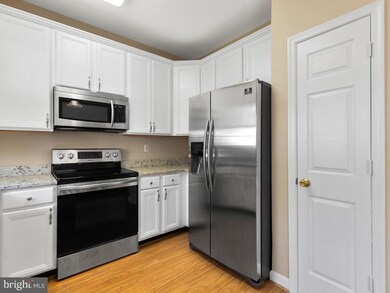 1377 Stoneleigh Ct, Stoney Beach, MD 21226 - photo 2