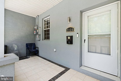 2328 Reed St, Philadelphia, PA 19146 - photo 3