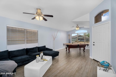 10-web-or-mls-10226 W Country Club Trail