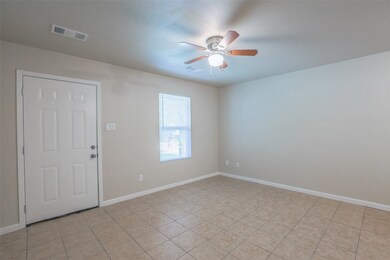 6619 Carver Rd, Houston, TX 77091 - photo 4
