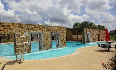 15907 Mimosa Cedar Cir, Hockley, TX 77447 - photo 6