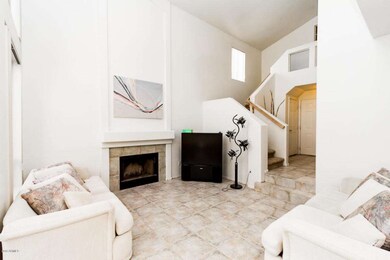 2172 E Nighthawk Wy AZ-2