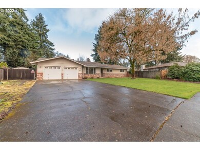 405 Silver Meadows Dr, Eugene, OR 97404 - photo 2