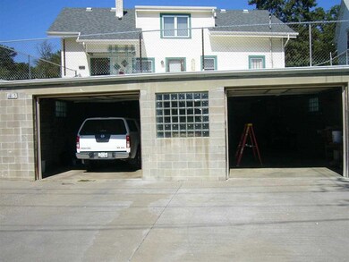 1815 W 9th St, Davenport, IA 52804 - photo 3