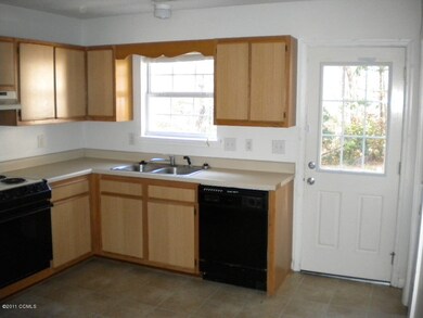 153 Brenda Dr, Jacksonville, NC 28546 - photo 5