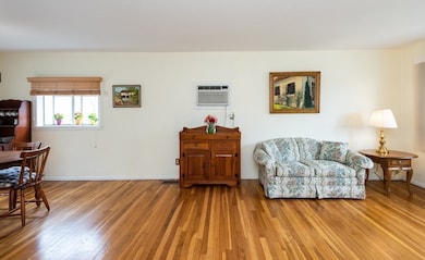 136 Concord St, Gloucester, MA 01930 - photo 7