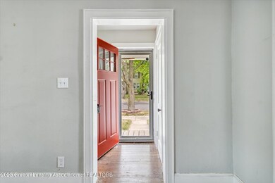 217 N Jenison Ave, Lansing, MI 48915 - photo 4
