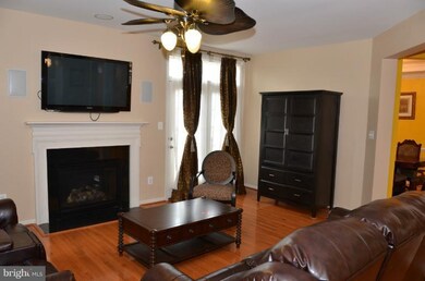 3788 Louise Ave, Chantilly, VA 20151 - photo 5