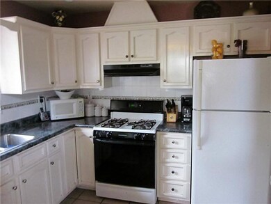 1583 S Kenazo Ave, Horizon City, TX 79928 - photo 5