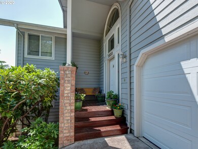 2533 Moon Mountain Dr, Eugene, OR 97403 - photo 4