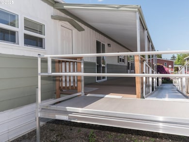 21016 SE Stark St unit 69, Gresham, OR 97030 - photo 4