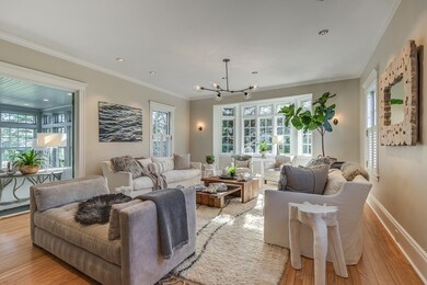 19 Mostyn St, Swampscott, MA 01907 - photo 4