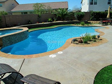 Swimming Pool/Hot Tub/Sauna.