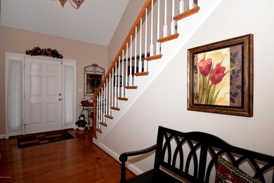 6311 Saskatchewan Dr, Louisville, KY 40228 - photo 3