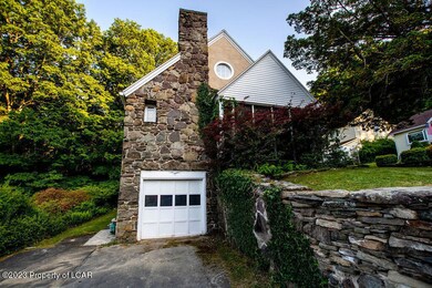 112 Davis St, Shavertown, PA 18708 - photo 6