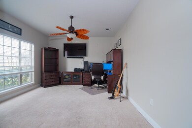 Flex Room