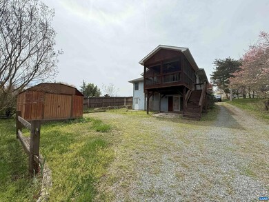 395 Lakeview Cir, Louisa, VA 23093 - photo 6