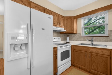 Eat In Kitchen