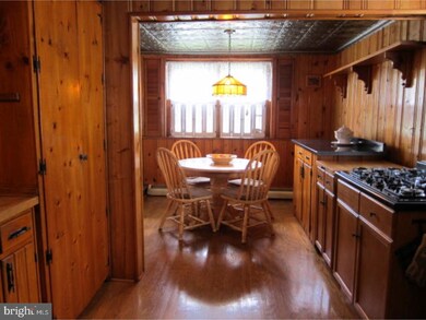 1266 Benn Ln, Warminster, PA 18974 - photo 3