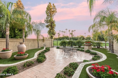 Courtyard View