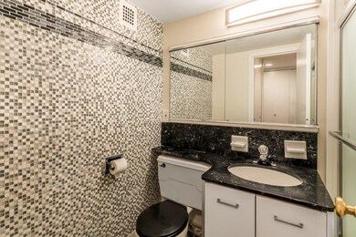 9 Hawthorne Place unit 14K, Boston, MA 02114 - photo 6