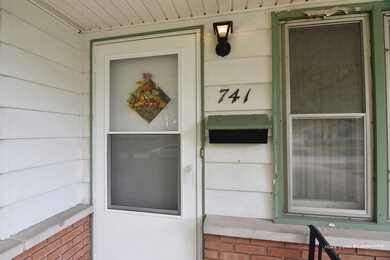 741 Cypress Dr, Aurora, IL 60506 - photo 4