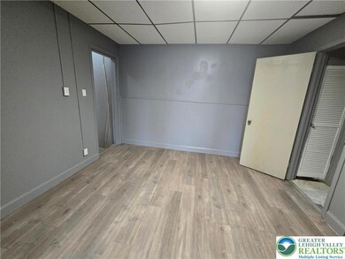 348 N 6th St unit 4R, Allentown, PA 18102 - photo 5